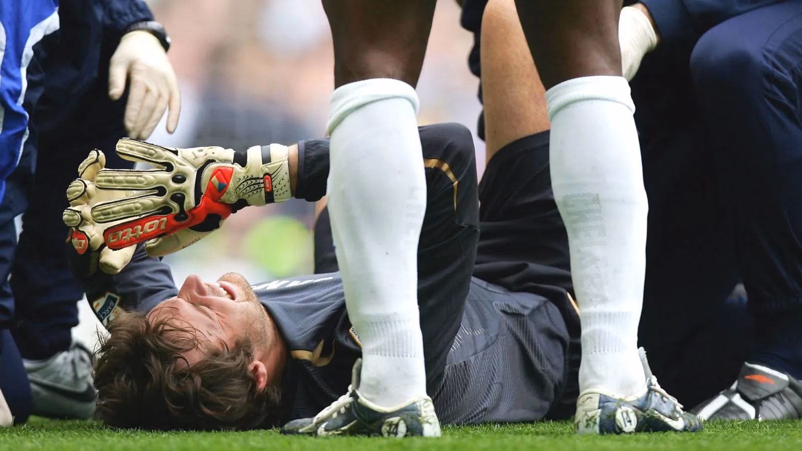 the-silent-echoes-of-the-pitch-a-personal-reflection-on-football-s-most-haunting-injuries-image-0
